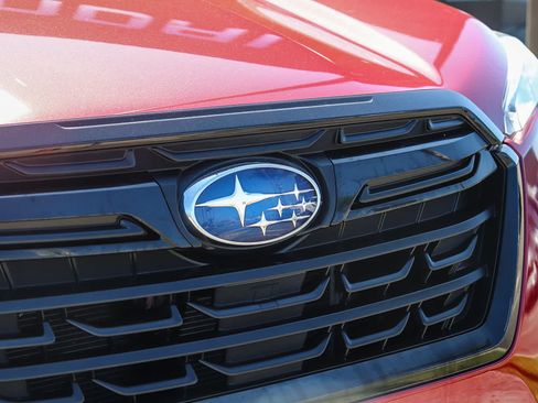 Used 2022 Subaru Forester Premium AWD/4WD image 5
