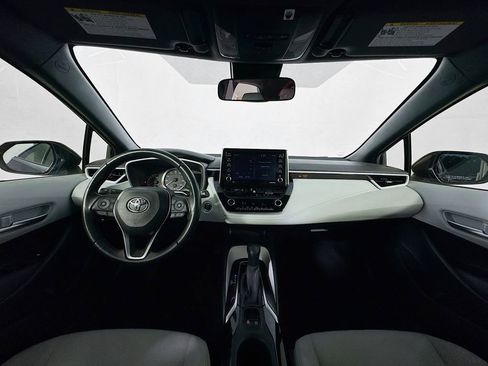 Used 2021 Toyota Corolla SE image 30