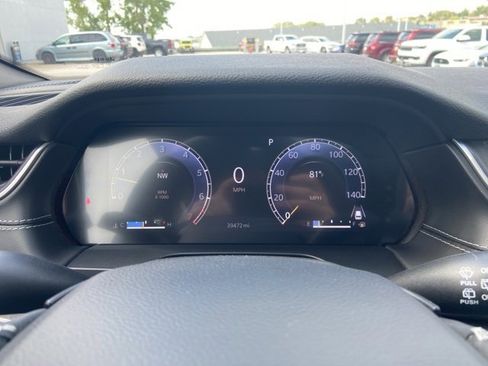 Used 2023 Jeep Grand Cherokee Altitude image 22