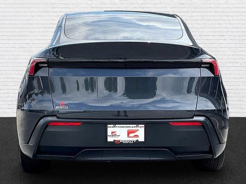 Used 2026 Tesla Model Y 2WD image 5