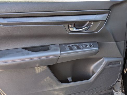 Used 2024 Honda CR-V Sport image 14