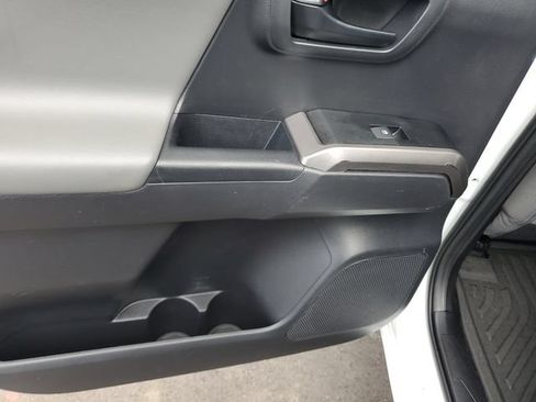 Used 2021 Toyota Tacoma SR w/ SR Convenience Package RWD image 14