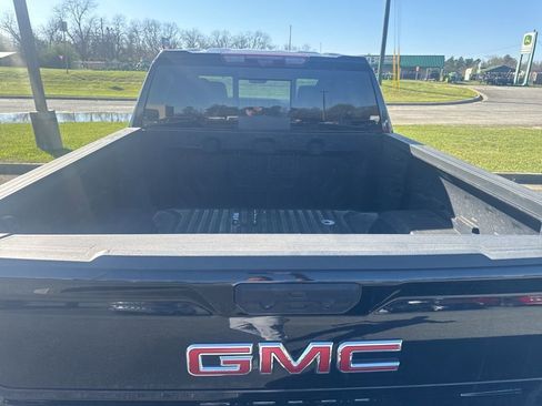 Used 2024 GMC Sierra 1500 AT4 w/ Technology Package image 13