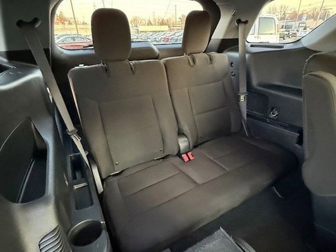 Certified 2023 Ford Explorer XLT image 19