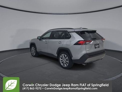 Used 2022 Toyota RAV4 Limited w/ Limited Grade Weather Package image 11