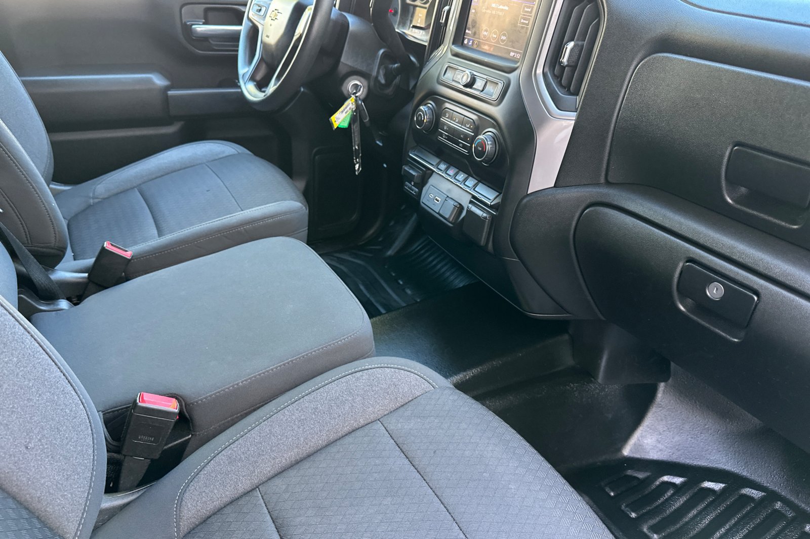 Used 2021 Chevrolet Silverado 2500 W/T w/ WT Convenience Package AWD/4WD image 15