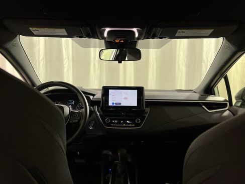 Used 2025 Toyota Corolla SE image 16