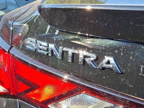 New 2025 Nissan Sentra SR w/ SR Premium Package image 5