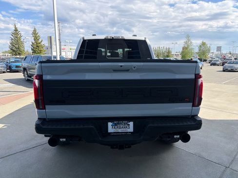 Used 2025 Ford F150 Raptor w/ Equipment Group 803A Raptor R AWD/4WD image 4