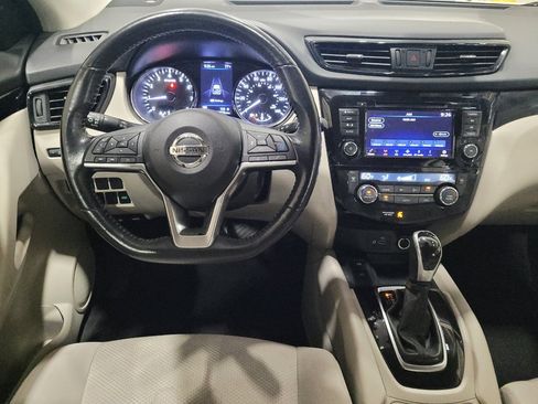 Used 2019 Nissan Rogue Sport SV w/ Technology Package AWD/4WD image 22