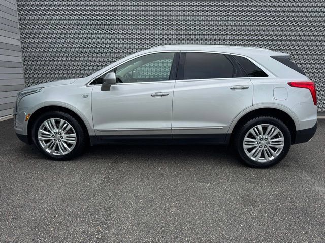 Used 2018 Cadillac XT5 Premium Luxury FWD image 1