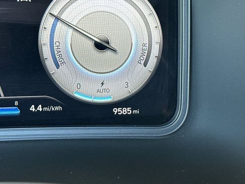 Used 2023 Hyundai Kona Limited FWD image 24