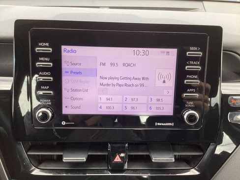 Used 2021 Toyota Camry SE FWD image 5