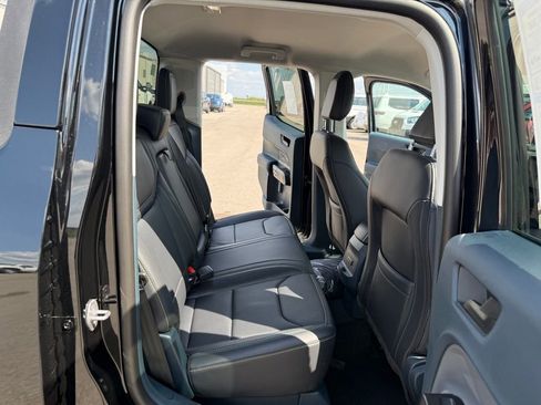 New 2025 Ford Maverick Lobo AWD/4WD image 21
