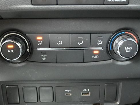 Used 2023 Nissan Frontier SV w/ Tow Package image 23