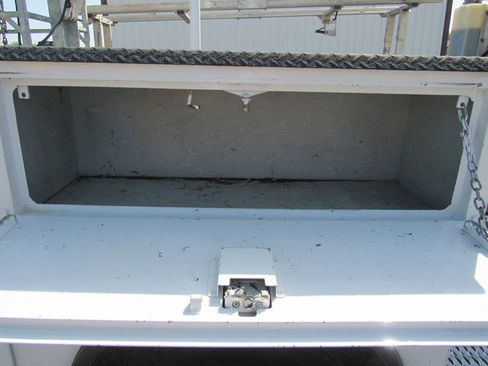 Used 2021 Ford F550 4x4 Regular Cab Super Duty image 17