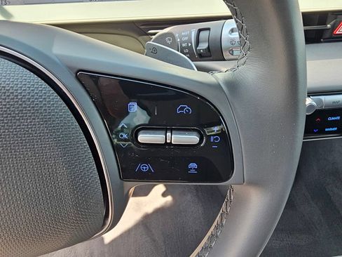 Certified 2024 Hyundai Ioniq 5 SE RWD image 27