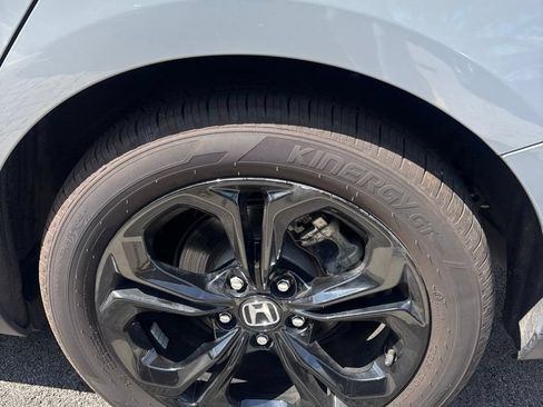 Used 2025 Honda Accord SE image 19