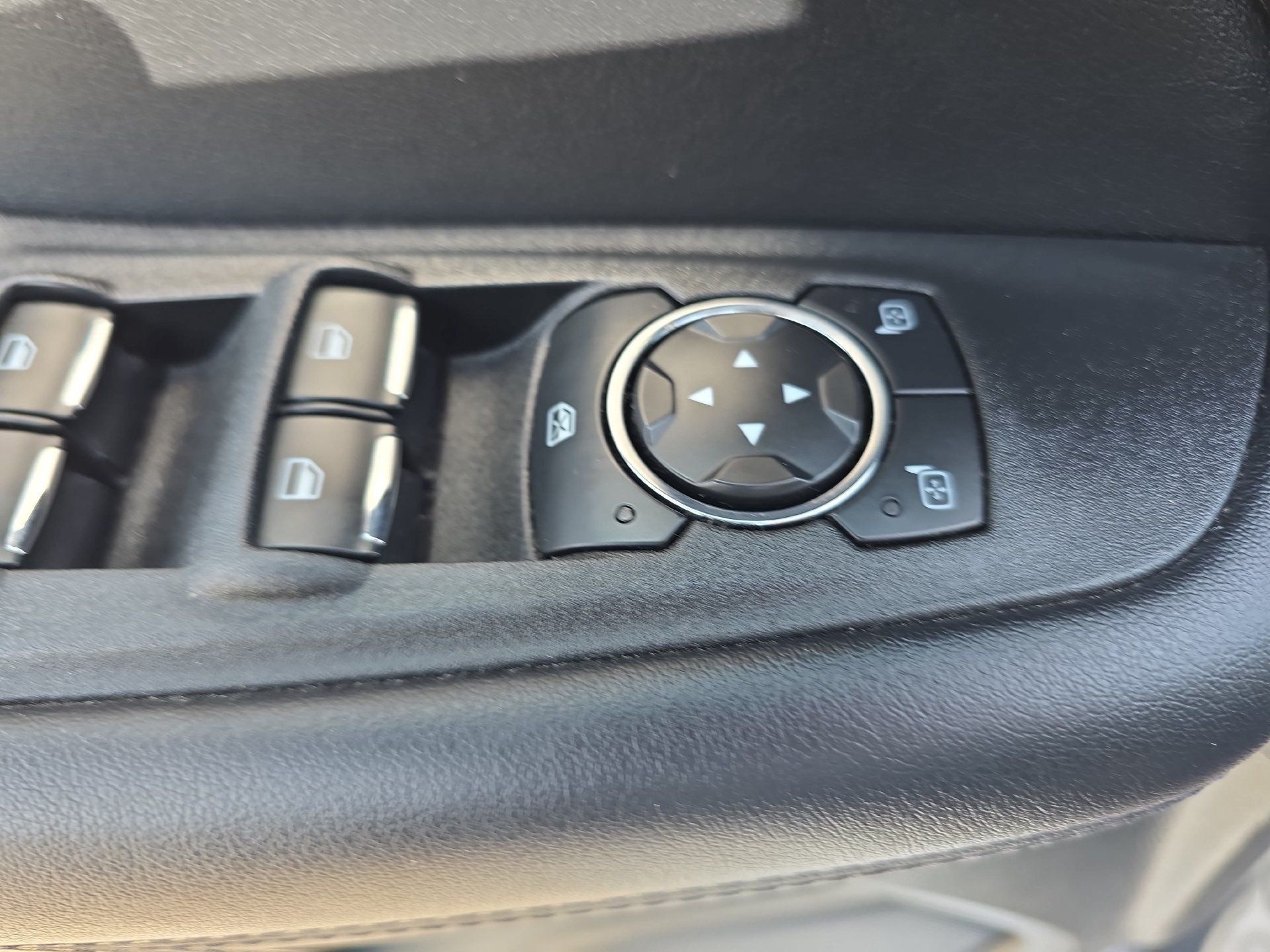 Used 2023 Ford Edge SEL AWD/4WD image 26