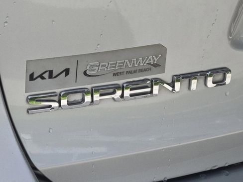 Used 2020 Kia Sorento LX FWD image 48