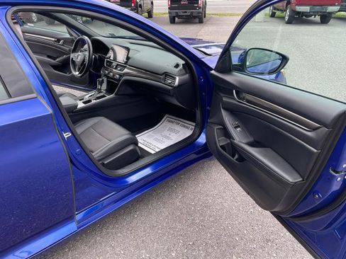 Used 2019 Honda Accord Sport image 26