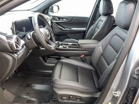 New 2026 Chevrolet Equinox LT w/ Convenience Package II image 10