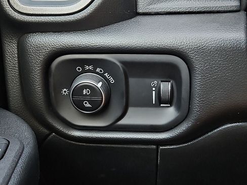 New 2025 RAM 2500 Tradesman AWD/4WD image 24