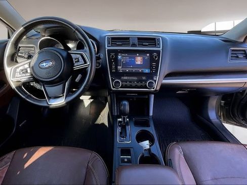 Used 2018 Subaru Outback 3.6R Touring w/ Popular Package #3 image 7