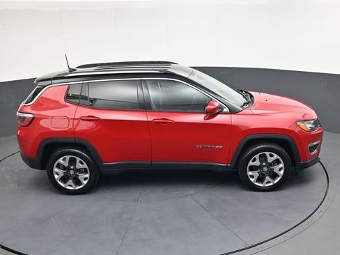 Used 2019 Jeep Compass Limited AWD/4WD image 21