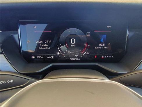 Used 2024 GMC Acadia Elevation image 11