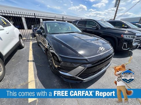 Used 2025 Hyundai Sonata SEL FWD image 2