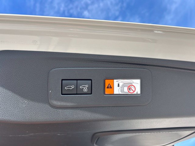Used 2024 Toyota Land Cruiser w/ Premium Package AWD/4WD image 11