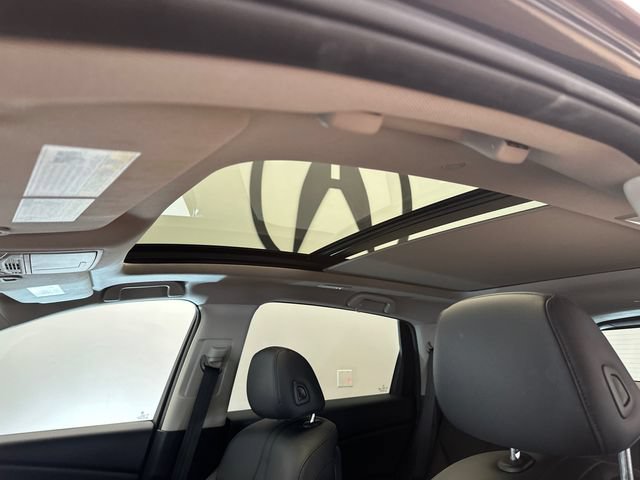 Used 2024 Acura RDX SH-AWD image 13