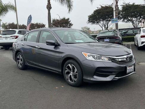 Used 2016 Honda Accord LX image 25