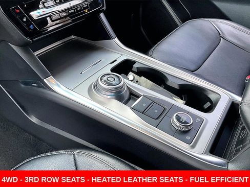 Used 2023 Ford Explorer Limited image 17