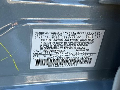Certified 2025 Nissan Sentra SV FWD image 34