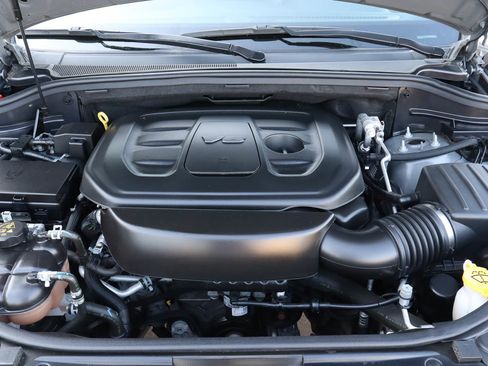 Used 2022 Jeep Grand Cherokee Laredo X image 18