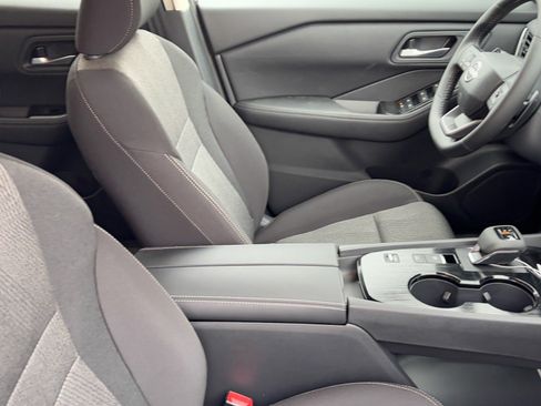 New 2026 Nissan Rogue SV image 12