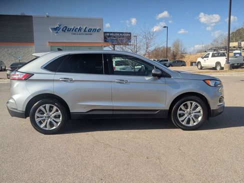 Used 2024 Ford Edge Titanium image 6