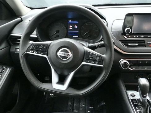 Used 2021 Nissan Altima 2.5 S image 17