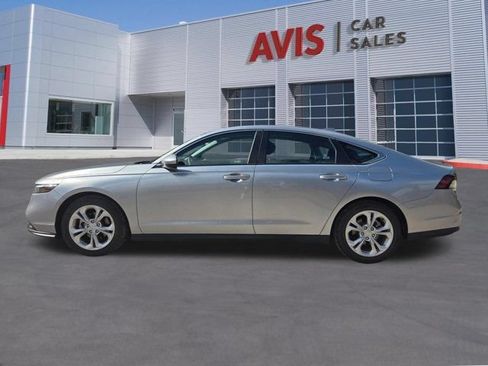 Used 2025 Honda Accord LX image 9
