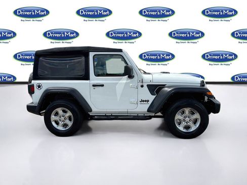 Used 2021 Jeep Wrangler Sport AWD/4WD image 8