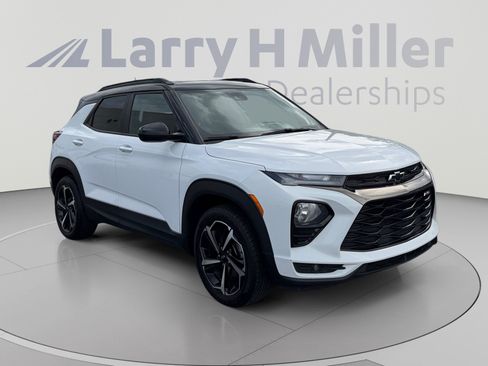 Used 2021 Chevrolet TrailBlazer RS w/ Sun and Liftgate Package AWD/4WD image 7