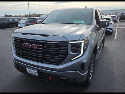 Used 2023 GMC Sierra 1500 AT4 w/ AT4 Premium Package