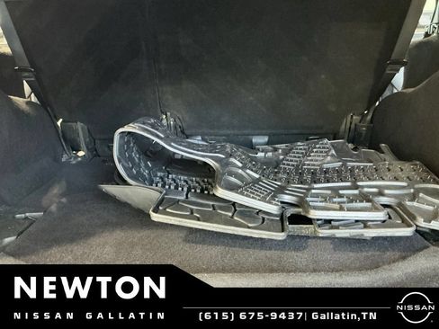 Used 2018 Jeep Wrangler Unlimited Sahara AWD/4WD image 22