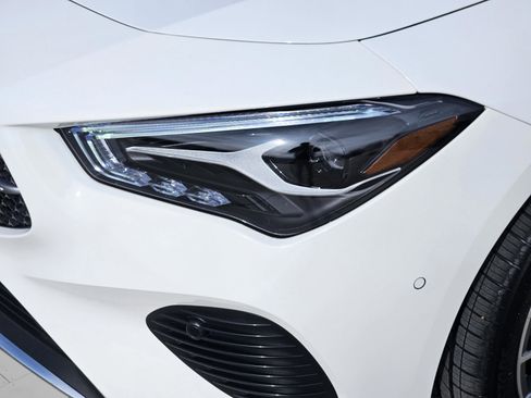 Certified 2025 Mercedes-Benz CLA 250 250 image 27