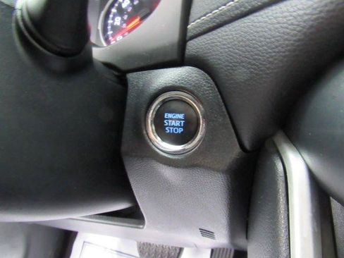 Used 2019 Toyota RAV4 XLE w/ All Weather Liner Package AWD/4WD image 29