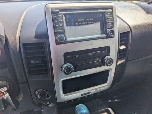 Used 2013 Nissan Titan PRO-4X AWD/4WD image 18