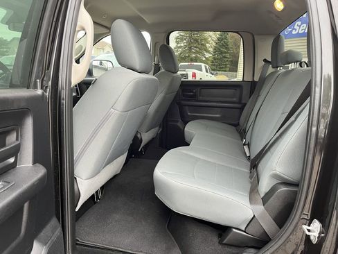 Used 2018 RAM 2500 Tradesman w/ Chrome Appearance Group AWD/4WD image 27