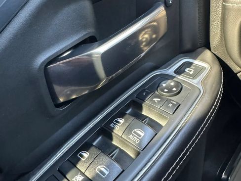 Used 2021 RAM 2500 Limited AWD/4WD image 54